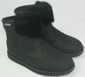 Black Women's EMU Australia for sale 