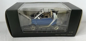 Smart Fortwo Cabrio Blue Metallic Minichamps 1/18 Car Model D-70546 BB - A 451 - Picture 1 of 15