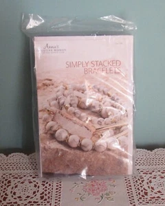 ANNIE'S CREATIVE WOMAN SIMPLY STACKED BRACELETS KIT OF THE MONTH #CWC168 NEW - Picture 1 of 2