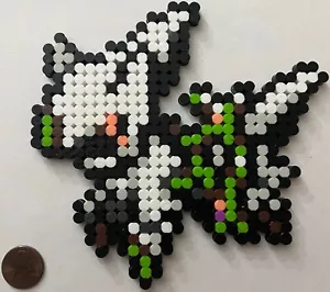 Arceus Bug Type Bead Sprite Perler Caps Pixel Art Retrò Pokemon Alpha Mitico - Foto 1 di 1