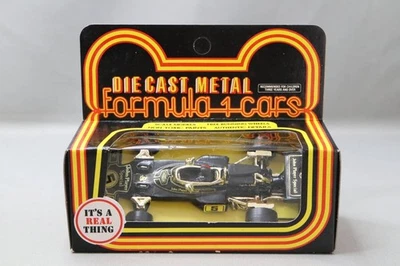 [Articolo raro/] Universal 7503 JPS Lotus 72 (copia Corgi n.154 JPS Lotus... - Immagine 1 di 4