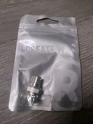 RadioShack BNC Male to RCA (Phono) Female Cable Adapter (278-254) 2780254 0254 - Image 1 of 3