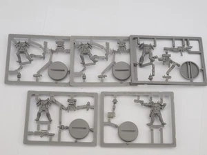 TARGET GAMES WARZONE BAUHAUS INFANTRY INC OFFICER & HEAVY WEAPON X 5. RED 1119 - Picture 1 of 5