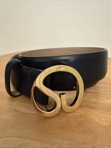 Cintura donna ST. John in pelle nera con fibbia logo oro taglia media made in Italy - Foto 1 di 14