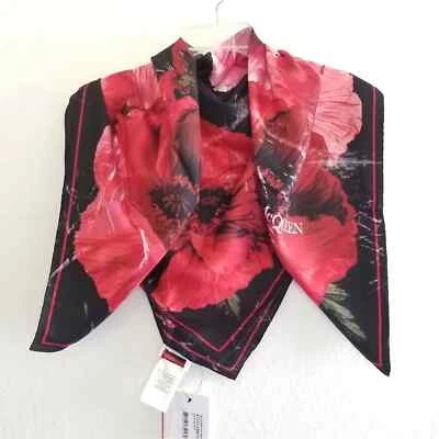 Alexander McQueen Amapola Floral Seda Cuadrada Bufanda Negro Rojo Foto 1 de 4