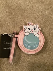 LOUNGEFLY DISNEY MARIE WITH MACARON COIN PURSE~ WITH TAGS~ BRAND NEW~ - Picture 1 of 3