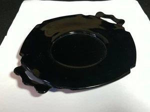 L.E. Smith Mt. Pleasant Black Amethyst Glass Flat Handled Plate Tray Mayonnaise - Picture 1 of 7
