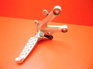 APRILIA RSV1000R RIGHT HAND FOOTREST HANGER  2004-2009 - Picture 1 of 12