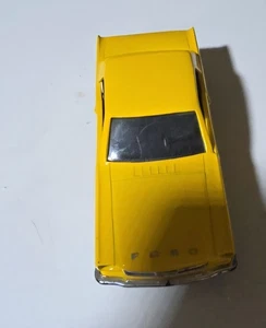 Gelber Maisto 1964 Ford Mustang Diecast Modellauto.  - Bild 1 von 11