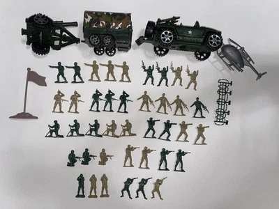 LOTE DE 40 soldados de juguete de plástico + juego de jeep/helicóptero - por favor ver descripción Foto 1 de 4