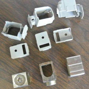 TELEMECANIQUE GV7AC022 CONNECTORS - MANUAL STARTER BOX LUGS IEC - NEW SURPLUS - Picture 1 of 9