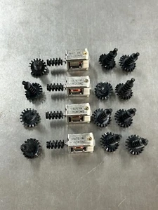 QTY 1 MABUCHI HO GAUGE 020 MOTOR WITH WORM SQUARE 9-12 VDC WITH WORM WHEEL SHAFT - Picture 1 of 17