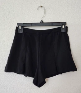 Urban Outfitters Shorts New Size Small Black Mini Basic Chic Classy Hot Pants - Picture 1 of 3