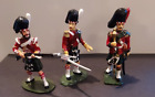 Lot of3 W.BRITAINS 43095 VICTORIA CROSS INDIAN MUTINY 93rd Highlanders 2.5" TALL