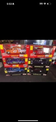 Racing Champions 1: 24 比例压铸股票杆蓝色汽车 94 Mac 今晚 — 第 1/2 张图片