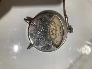 Vintage Buckeye Automobile Voltmeter No. 1005 - Picture 1 of 9