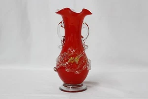Vaso rosso soffiato a mano doppio manico - interno bianco - fiore sovrapposto vetro trasparente - Foto 1 di 7
