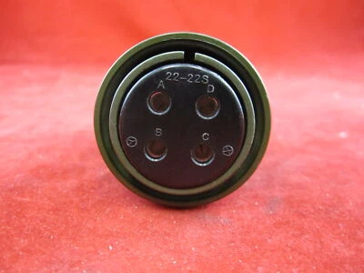 PLT Mil-spec Connector WPS3106A-22-22S (Size-22, #8 x 4 Socket, Straight Plug) - Image 1 of 3