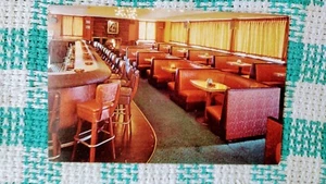 VINTAGE POST CARD ELBO ROOM WELLER'S MOTOR LODGE NILES ILLINOIS - Picture 1 of 14