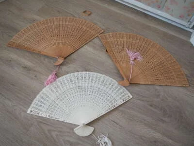 Juego de 3 VENTILADORES CHINOS GENIALES, 2 sándalo y 1 hueso blanco hermoso único vintage Foto 1 de 4