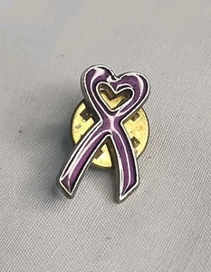 Purple Ribbon Lapel Pin Awarenes Alzheimer Disease/Domestic Violence Heart - Picture 1 of 5