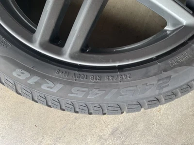  Mercedes Benz E 200 Winterräder auf 18 Zoll Alufelgen - Bild 1 von 4