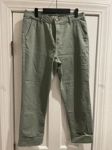 Pantalones cortos 100 % para mujer D. Jeans. Talla 12. Verde, dobladillo con puños. - Imagen 1 de 13