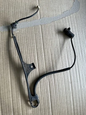 2001-2005 LEXUS IS300 ABS SENSOR REAR RIGHT PASSENGER SIDE 89545-30060 OEM - Image 1 of 4