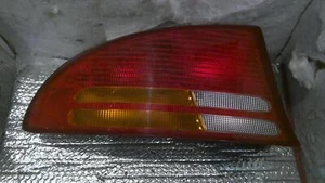 Conjunto de luz trasera izquierda Dodge Intrepid 98 99 00 01 02 03 04 1-45749601 - Imagen 1 de 4