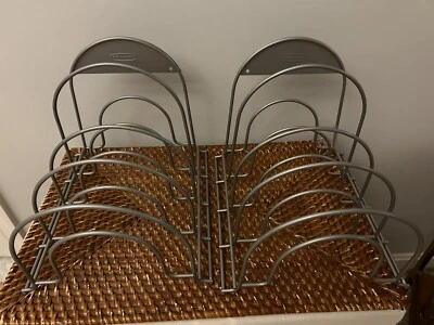 2 ESTANTE ORGANIZADOR DE SARTÉN/TAPA DE CAUCHO - ALMACENAMIENTO DE GABINETE DE COCINA DE ALAMBRE GRIS Foto 1 de 3