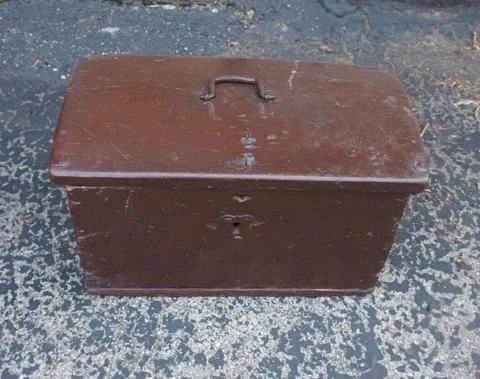 Antique Primitive Painted Wood Chest Trunk wrought iron hinge/handle home decor Cover