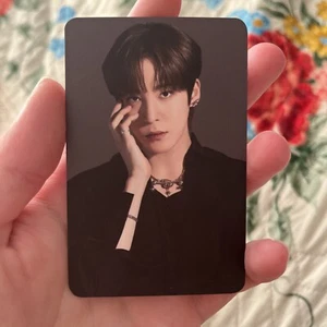 Ateez TOWARDS THE LIGHT Tour 2024 — OFFIZIELLE / EXKLUSIVE Yunho Fotokarte - Bild 1 von 2