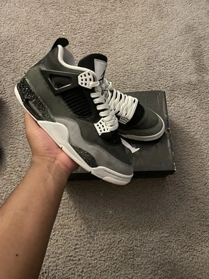 Tamanho 10.5 - Air Jordan 4 retrô 2024 Fear - Imagem 1 de 4