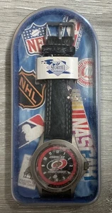 Reloj Carolina Hurricanes Hockey NHL - NUEVO - Imagen 1 de 4