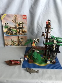 LEGO set 6270 Forbidden Island VINTAGE PIRATE 100% complete w/ instructions