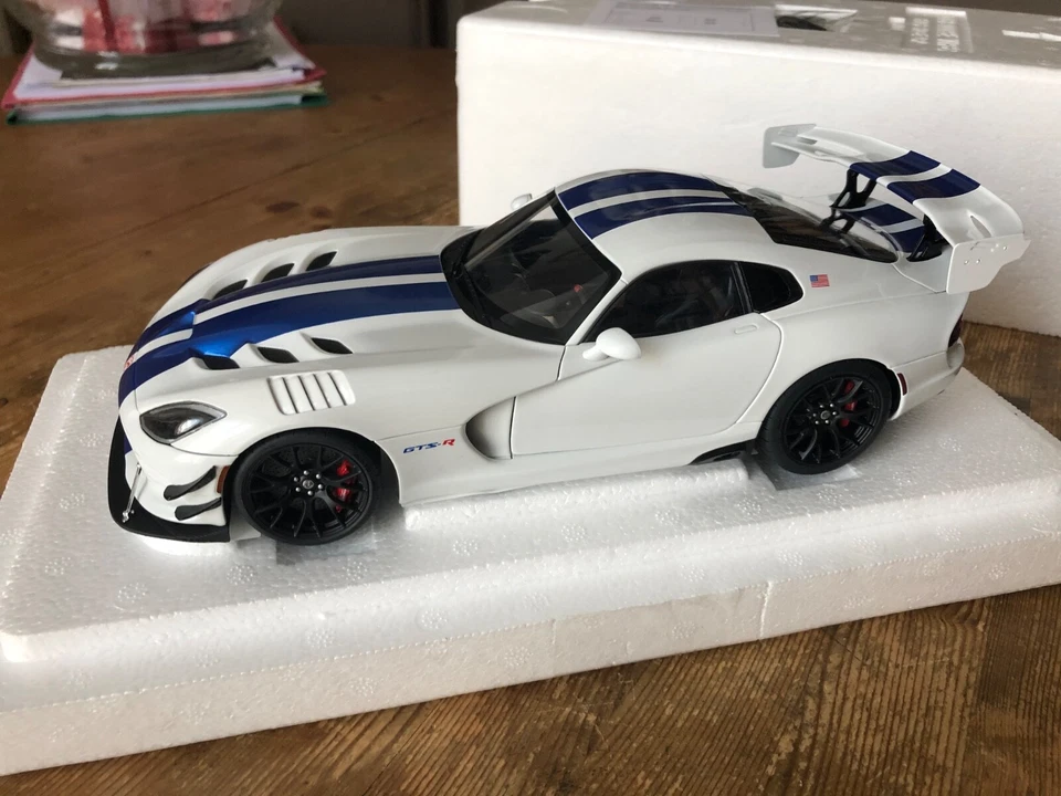 AUTOART - DODGE VIPER ACR - 1/18e - Photo 1/4