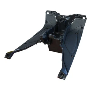 PEDANA POGGIAPIEDI NERO per Yamaha 50 AEROX 1997-2012 - Imagen 1 de 2