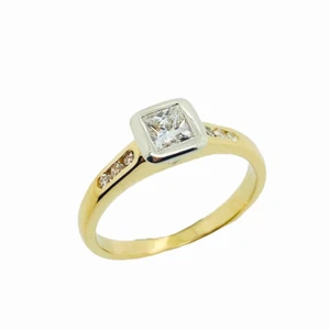 Diamond Ring 16ct Gold Princess & RBC 0.42ct tdw Size J1/2 Preloved VAL $4900 - Picture 1 of 9
