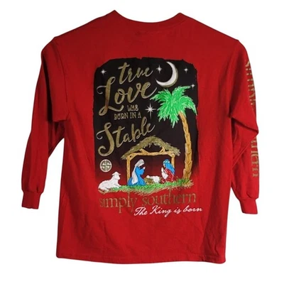 Camiseta Simply Southern Christimas vermelha pequena manga longa The King is Born estável - Imagem 1 de 4