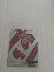 Mosaico Panini Patrick Mahomes II 2025 base - Imagen 1 de 2
