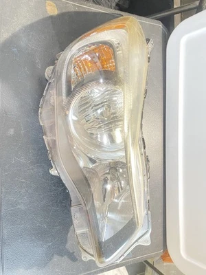 2012-2016 Subaru Impreza Halogen Right Passenger Side Headlight Assembly OEM - Image 1 of 4