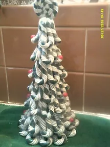 BYERS CHOICE ZUBEHÖR - GRÜNER ZUCKERSTANGENBAUM -.NEU - 2024 - Bild 1 von 2