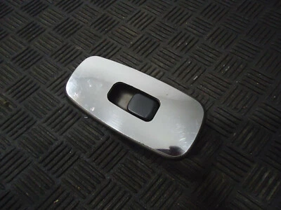 Lexus IS300 2002 sedán trasero izquierdo interruptor de ventana eléctrica Foto 1 de 4