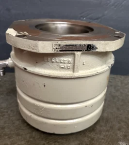 AS IS EBARA ZCCM EBARA Induction Motor; 3PHASE-2POLE; OUTPUT-3.7kW; INS.CLASS-H - Picture 1 of 8