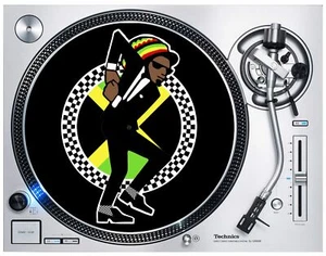 Slipmat DJ Jamaican Rasta Ska - Giradischi Vinile Reggae Rude Boy Technics Decks - Foto 1 di 1