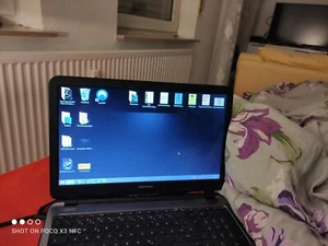 Laptop gebraucht mit Akku Kabel - Bild 1 von 4