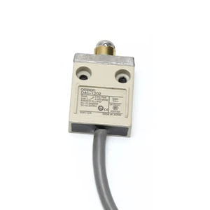 1PC Omron D4C-1202 Limit Switch D4C1202 In box Brand new Free shipping - Zdjęcie 1 z 3