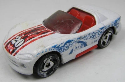 Hot Wheels White Dodge Viper RT-10 1992 1:64 Scale Diecast Vehicle China - Image 1 of 3
