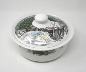 Johnson Brothers Friendly Village Puente Cubierto 2 QT Cazuela con Tapa Nueva - Imagen 1 de 8