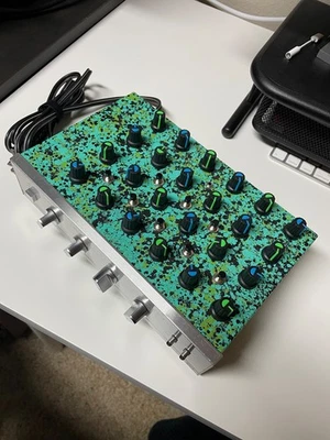 Tachyons+ Psychenizer glitch video processor - Image 1 of 4